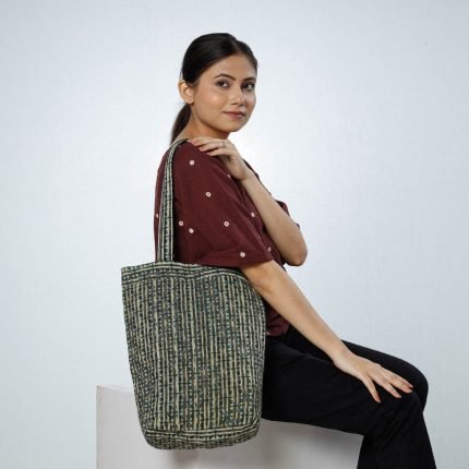 Quilted Sanganeri Block Printed Shoulder Bag
