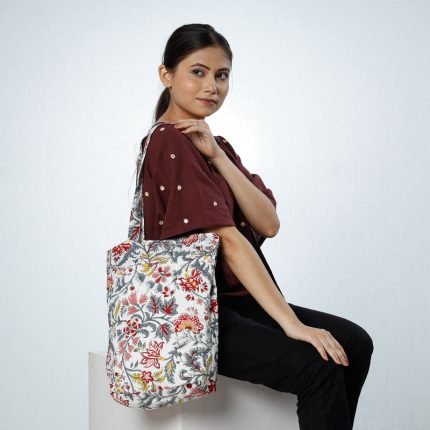 Quilted Sanganeri Block Printed Shoulder Bag