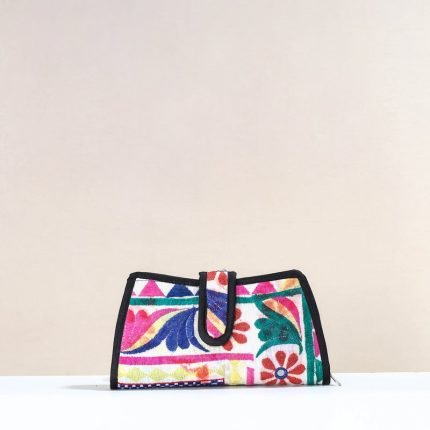Handcrafted Kutch Embroidery Cotton Clutch / Wallet