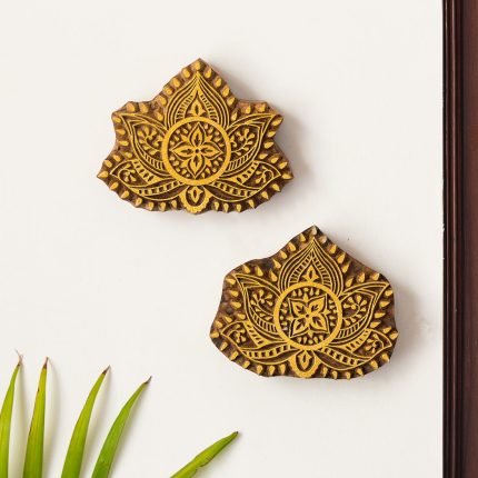 Hand Carved Block Wall In Sheesham Wood (Set of 2)